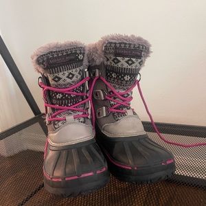 London Fog snow boots girls' size 2